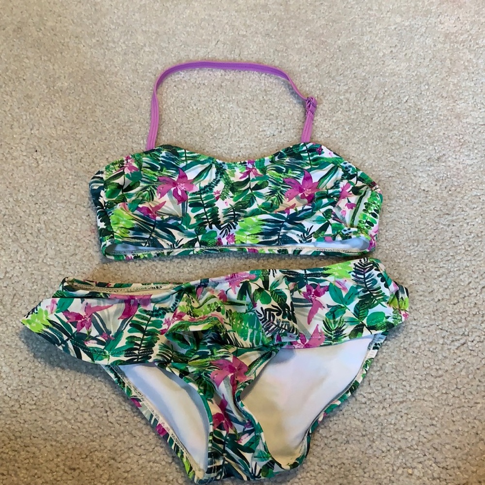 girls bikini